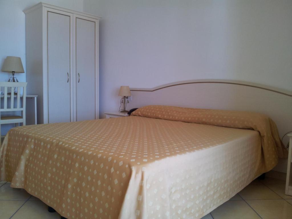 Residence Hotel Eden ปาลีนูโร ภายนอก รูปภาพ