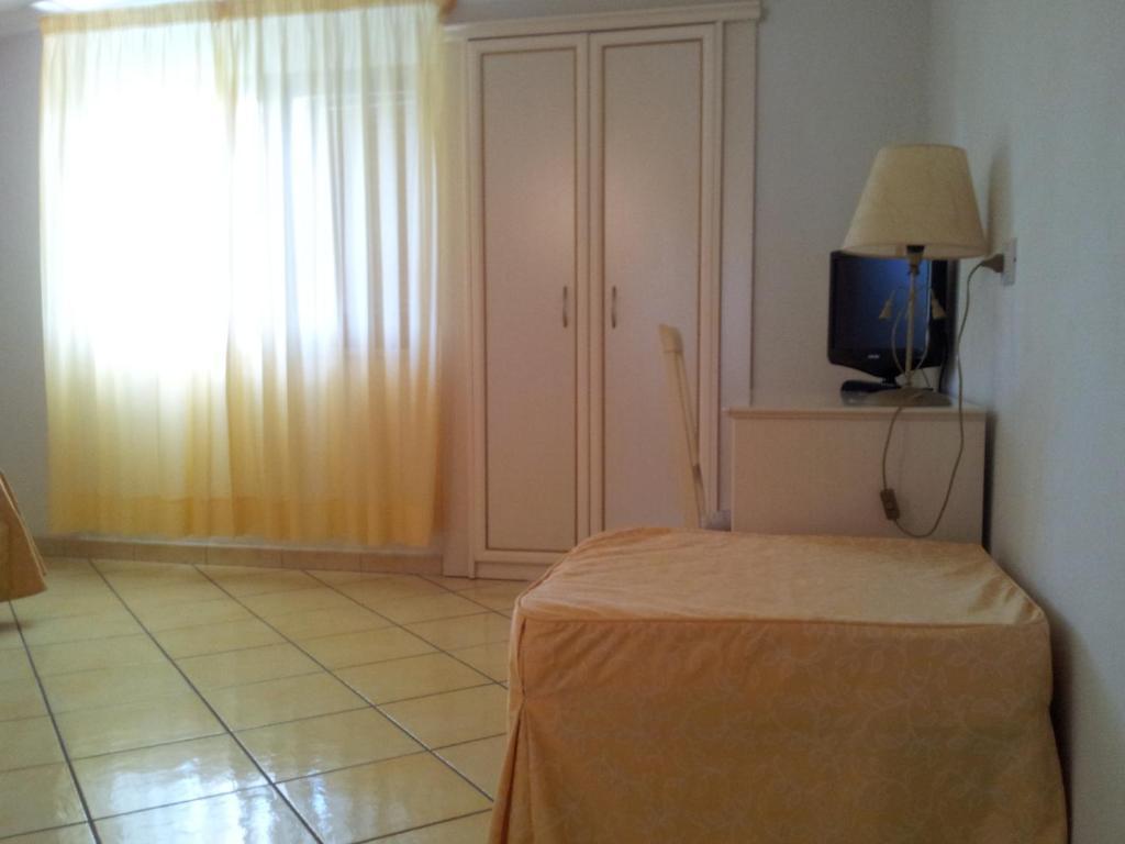 Residence Hotel Eden ปาลีนูโร ภายนอก รูปภาพ